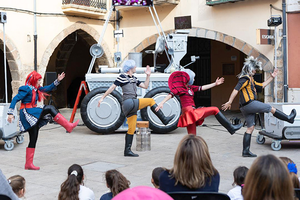 diseño escenografia vehiculo lunar pasacalle