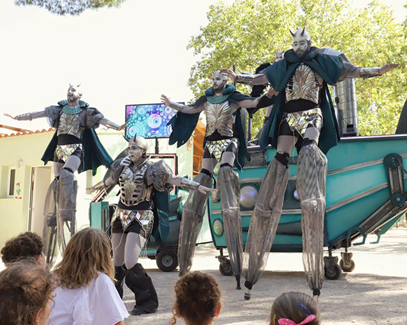 atrezzo especial decorados cine set rodaje leds